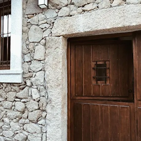 El Pajar De Chalet La Adrada